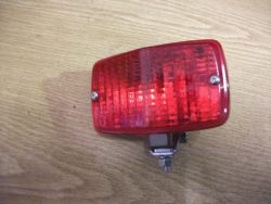 Nebelschluleuchte 460/461 (Gehuse schwarz) zum anschrauben in Stostange