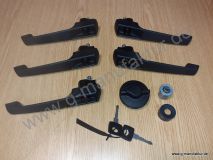 Schliegarnitur inkl Tankdeckel klein und verschliebaren Tankdeckel.